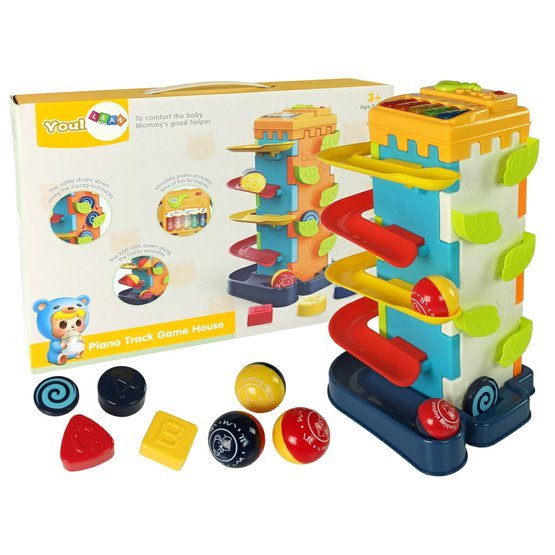 Edukacni_blok_se_skluzavkou_na_micky